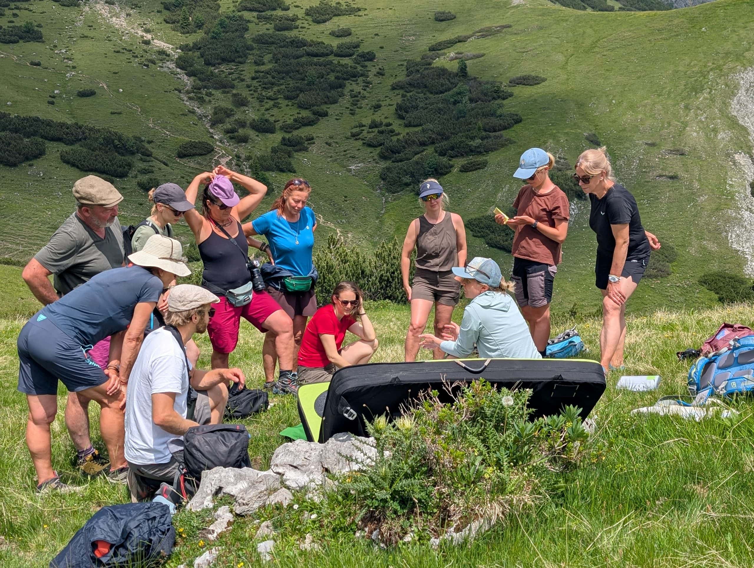 Klimawandel im Gebirge: Fortbildung machte Veränderungen auf der Alm sichtbar